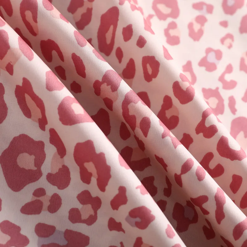 Summer Sexy Ice Silk Nightdress Extreme Temptation Pink Leopard Print Women 's Lace Suspender Nightdress
Summer Sexy Ice Silk Nightdress Extreme Temptation Pink Leopard Print Women 's Lace Suspender Nightdress