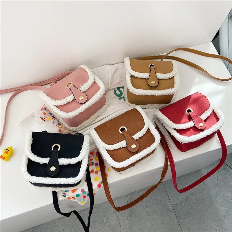 Retro Frosted Saddle Bag Women 2020 Winter Small Bag New Korean Plush Diagonal Bag Cute Girls Shoulder Bag Mobile Phone Bag
Retro Frosted Saddle Bag Women 2020 Winter Small Bag New Korean Plush Diagonal Bag Cute Girls Shoulder Bag Mobile Phone Bag