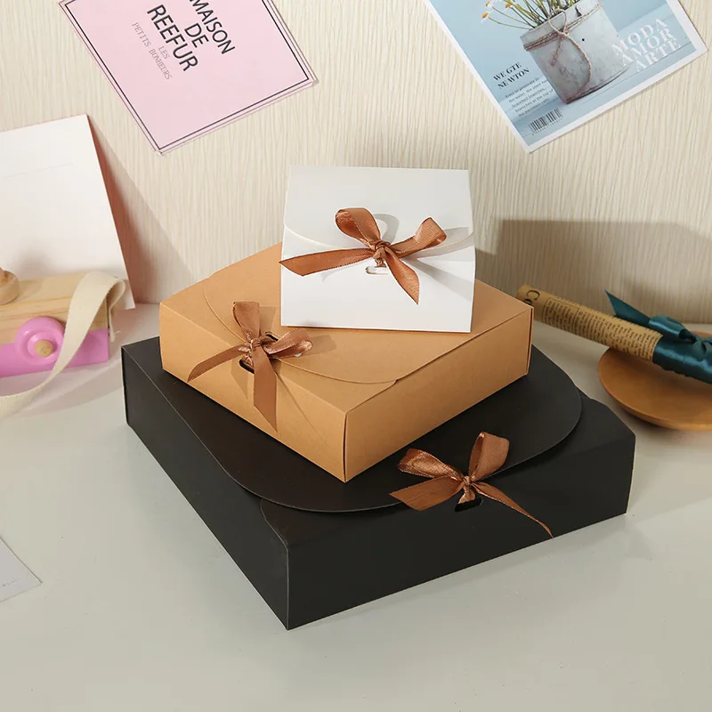 12PCS White/Kraft/Black Wedding Candy Pouch Little Ribbon Bow Birthday Party Gift Box Kraft Paper Square Seal Flat Boxy Box 
12PCS White/Kraft/Black Wedding Candy Pouch Little Ribbon Bow Birthday Party Gift Box Kraft Paper Square Seal Flat Boxy Box