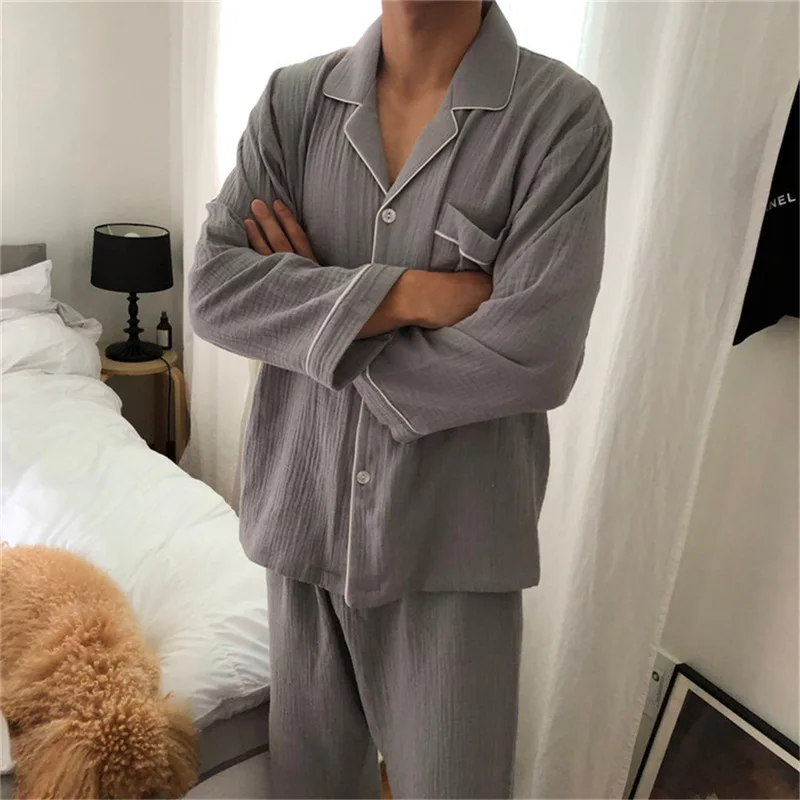 New Cotton Crepe Men's Long-Sleeved + Trousers Pajamas Autumn Winter Thin Couple Home Service Suit Ladies Soft Pyjamas Femme 
New Cotton Crepe Men's Long-Sleeved + Trousers Pajamas Autumn Winter Thin Couple Home Service Suit Ladies Soft Pyjamas Femme