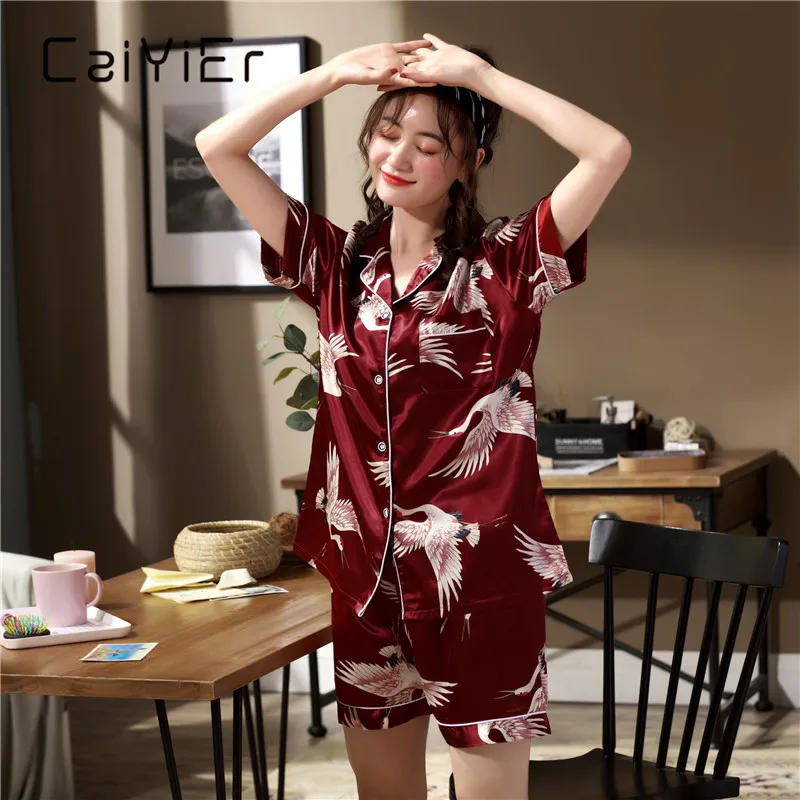 CAIYIER 2020 New Summer With Short Sleeves Women pajamas Japanese Style Silk Crane Printed Lady Sexy Sleepwear Shorts Nightwear
CAIYIER 2020 New Summer With Short Sleeves Women pajamas Japanese Style Silk Crane Printed Lady Sexy Sleepwear Shorts Nightwear