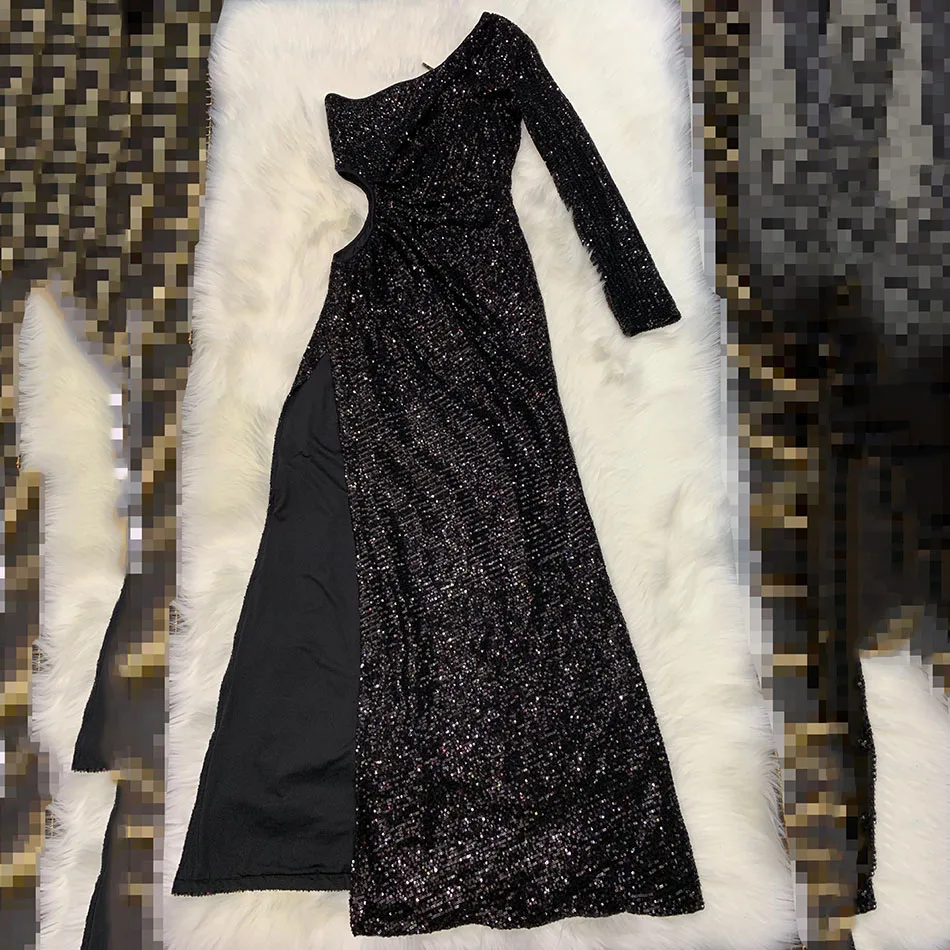 High Quality New Ladies Sexy Black Sequin Dress Long Sleeve One Shoulder Hollow Elegant Celebrity Long Tight Dress Retro
High Quality New Ladies Sexy Black Sequin Dress Long Sleeve One Shoulder Hollow Elegant Celebrity Long Tight Dress Retro