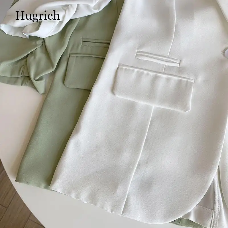 Ladies suit Korean version of the solid color retro style two buttons white casual suit woman clothes blazer oversized women's o
Ladies suit Korean version of the solid color retro style two buttons white casual suit woman clothes blazer oversized women's o