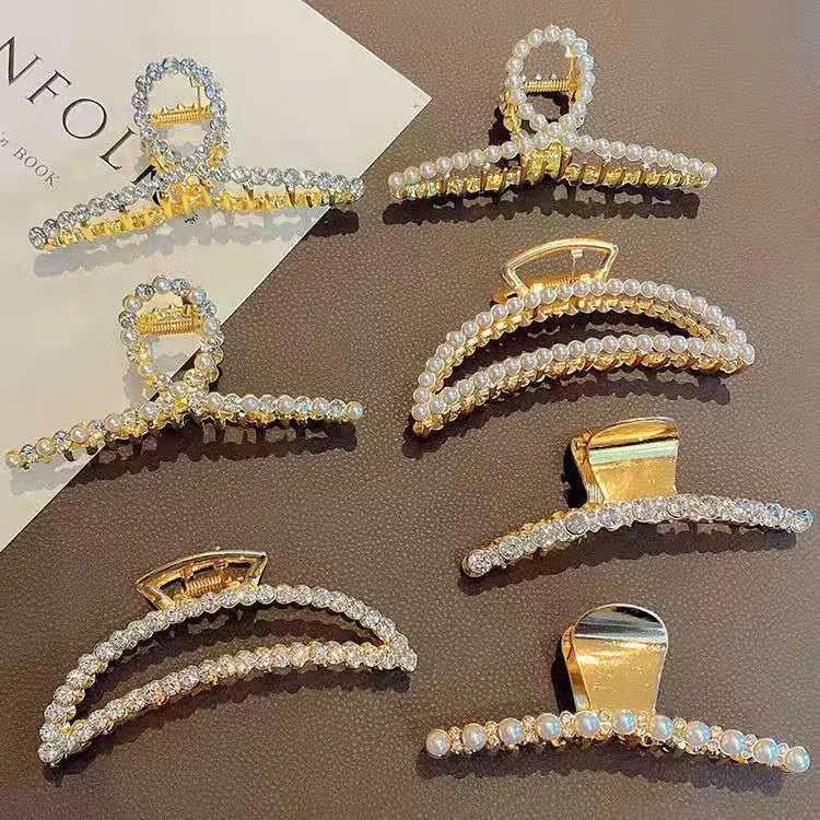 Elegant Pearl Diamond Hair Clip For Women Hollow Out Geometric Hair Claw Bath Crab Clip Fashion Girl Headwear Hair Accessories
Elegant Pearl Diamond Hair Clip For Women Hollow Out Geometric Hair Claw Bath Crab Clip Fashion Girl Headwear Hair Accessories
