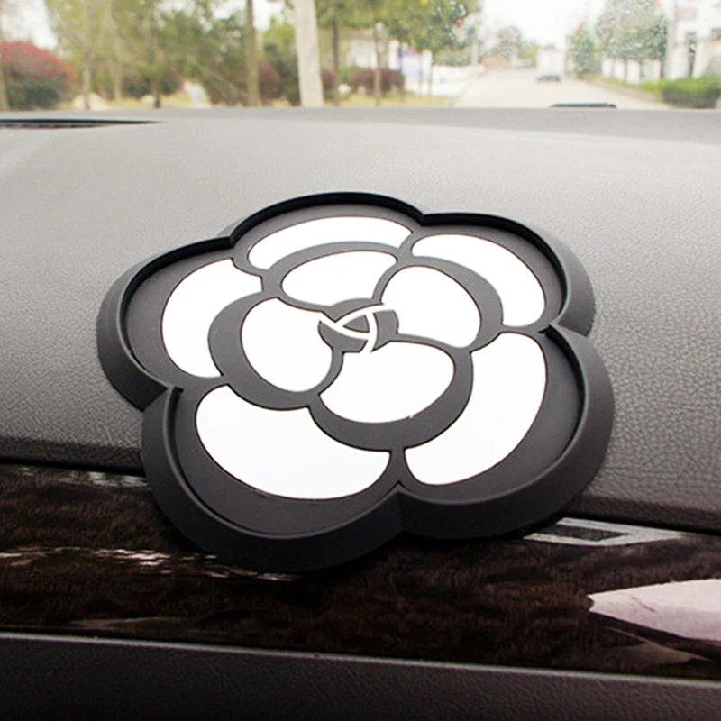 17cm Camellia PVC Car gadget Anti Slip Mat Auto Interior Dashboard Phone King Pads Fixed Cartoon Gel Mat
17cm Camellia PVC Car gadget Anti Slip Mat Auto Interior Dashboard Phone King Pads Fixed Cartoon Gel Mat