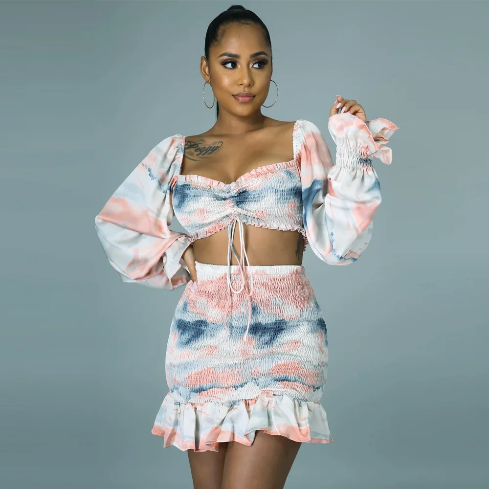 Ladies Backless Miniskirt Set 2021 Summer New Long Sleeve Sexy Flounces Skirt + Top Two-piece Fashion Print Slim Miniskirt
Ladies Backless Miniskirt Set 2021 Summer New Long Sleeve Sexy Flounces Skirt + Top Two-piece Fashion Print Slim Miniskirt