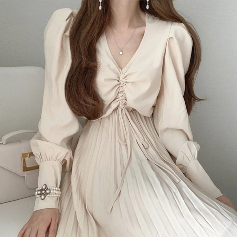 Black/Beige Sexy Drawstring Pleated Midi Dress Women Casual V-Neck Long Sleeve Draped Vestidos Spring Autumn New Fashion Robe
Black/Beige Sexy Drawstring Pleated Midi Dress Women Casual V-Neck Long Sleeve Draped Vestidos Spring Autumn New Fashion Robe