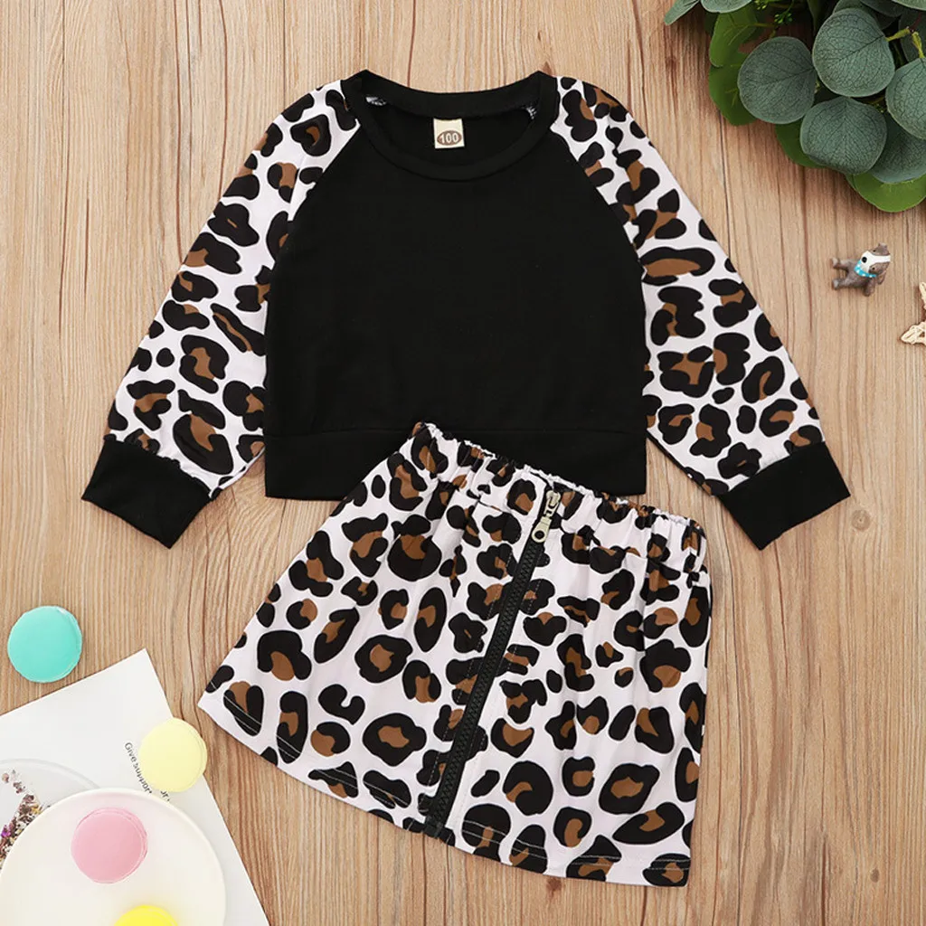 Осенняя одежда для маленьких девочек топы с длинными рукавами и леопардовым
