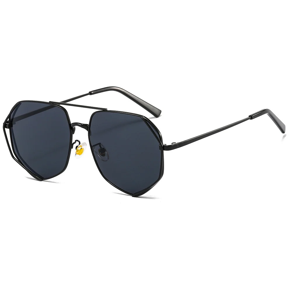 New fashion personality polygonal metal sunglasses for men and women 
New fashion personality polygonal metal sunglasses for men and women