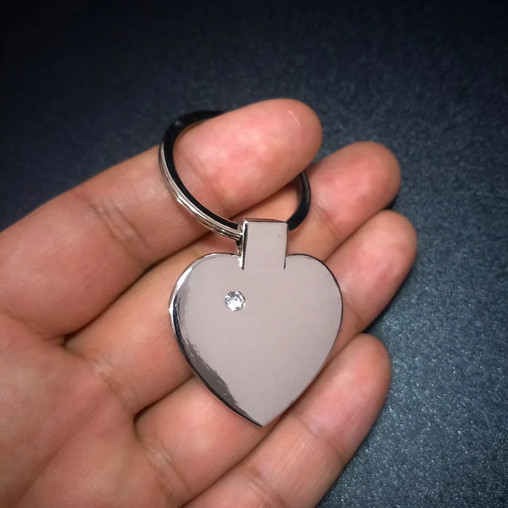 Silvery Keychains CZ Crystal Big Heart Key Chain Silver Color Bag Charm Keyrings Women Jewelry Gift for Friendship 2022
Silvery Keychains CZ Crystal Big Heart Key Chain Silver Color Bag Charm Keyrings Women Jewelry Gift for Friendship 2022