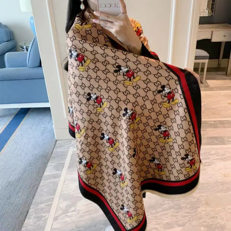 Cosplay accessories Disney scarf European and American ladies fashion luxury warm shawl kids gifts fast delivery 
Cosplay accessories Disney scarf European and American ladies fashion luxury warm shawl kids gifts fast delivery