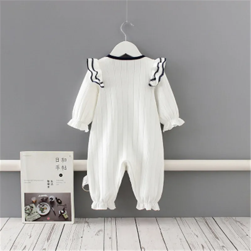 Autumn Baby Jumpsuit Newborn Baby Romper Long-Sleeved Open-Seat Pants for Baby Girls Romper New Kids Cotton Clothes
Autumn Baby Jumpsuit Newborn Baby Romper Long-Sleeved Open-Seat Pants for Baby Girls Romper New Kids Cotton Clothes