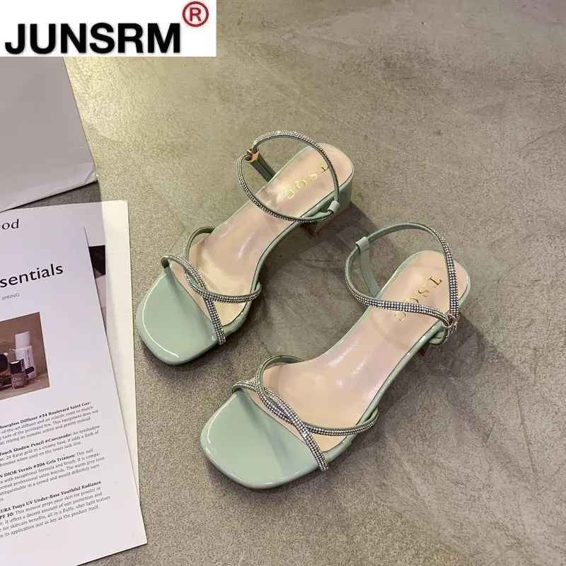European Cross narrow band pu gladiator sandals women buckle strap sandalias femme fairy solid thick high heels shoes woman 2021
European Cross narrow band pu gladiator sandals women buckle strap sandalias femme fairy solid thick high heels shoes woman 2021