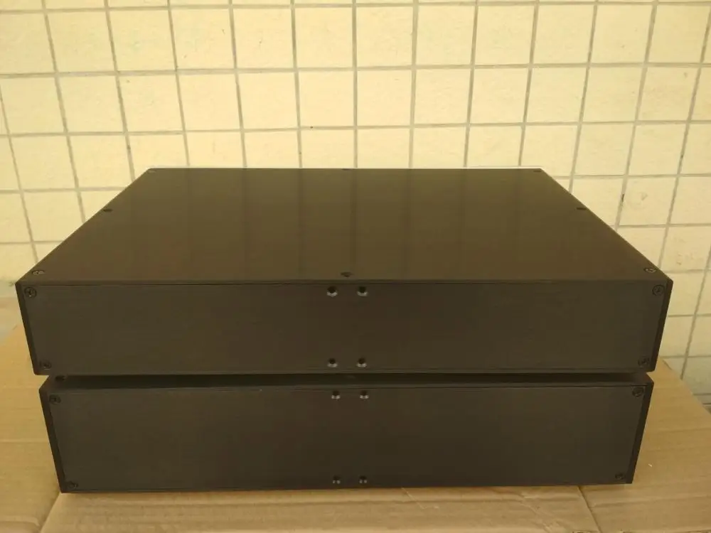 1PCS All aluminum amplifier chassis / Preamplifier case / AMP Enclosure DIY box (430 *90*308mm)
1PCS All aluminum amplifier chassis / Preamplifier case / AMP Enclosure DIY box (430 *90*308mm)