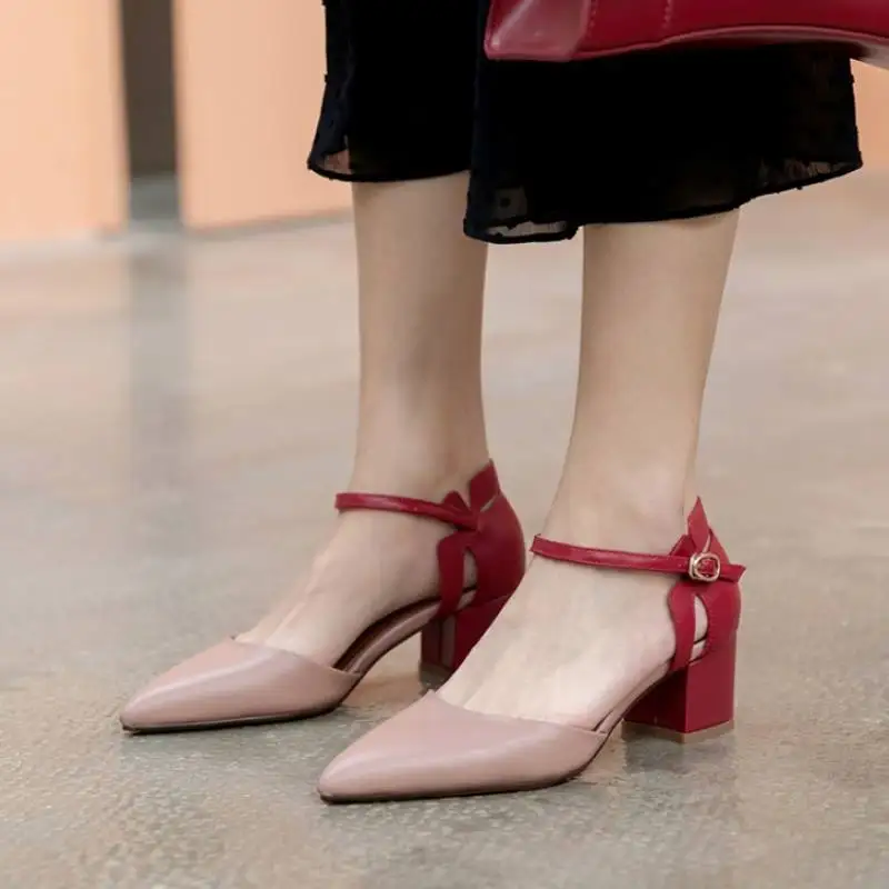 KemeKiss Women Pumps Shoes Fashion Buckle Pointed Toe Shoes Women Genuine Real Leather Thick Heels Office Footwear Size 33-40
KemeKiss Women Pumps Shoes Fashion Buckle Pointed Toe Shoes Women Genuine Real Leather Thick Heels Office Footwear Size 33-40