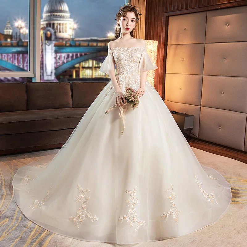 Luxury Lace Ball Gown Wedding Dress Boat Neck Off The Shoulder Wedding Gown Appliques Lace up Back Muslim Bride Dresses
Luxury Lace Ball Gown Wedding Dress Boat Neck Off The Shoulder Wedding Gown Appliques Lace up Back Muslim Bride Dresses
