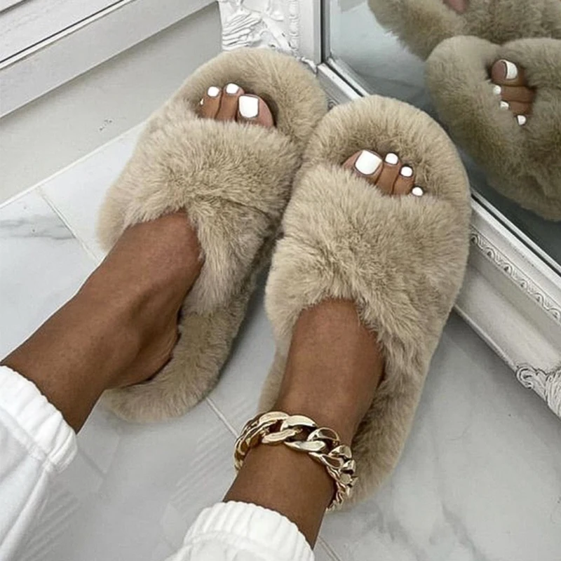 Women Furry Fur Slippers Soft Faux Fur Slides Ladies Plush House Slippers Cross Strap Open Toe Flat Sandals Fluffy Warm Shoes 
Women Furry Fur Slippers Soft Faux Fur Slides Ladies Plush House Slippers Cross Strap Open Toe Flat Sandals Fluffy Warm Shoes