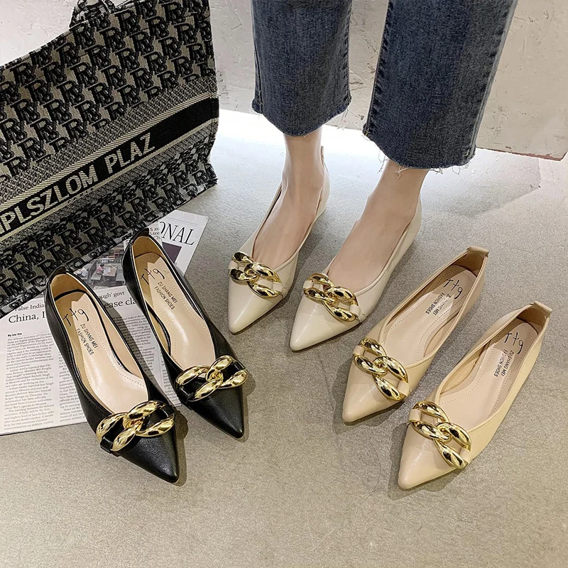 Elegant Women Pumps Fashion Single Shoes Personality Style Design Thick Chain Decoration Women 2021 New Gothic Women Shoes
Elegant Women Pumps Fashion Single Shoes Personality Style Design Thick Chain Decoration Women 2021 New Gothic Women Shoes