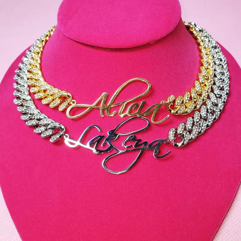Customized Jewelry 
Customized Jewelry