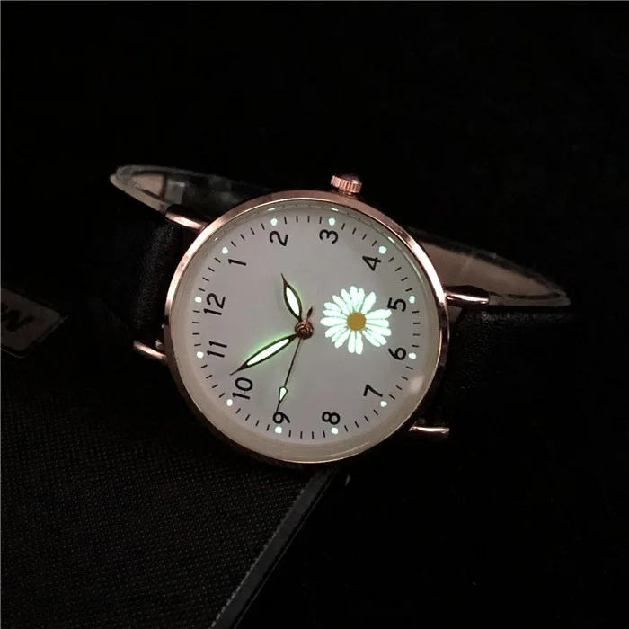 Little Daisy Watch Girl Ins Korean Simple College Style Fresh Luminous Waterproof Designer Luxury Tops Bracelets reloj de mujer
Little Daisy Watch Girl Ins Korean Simple College Style Fresh Luminous Waterproof Designer Luxury Tops Bracelets reloj de mujer