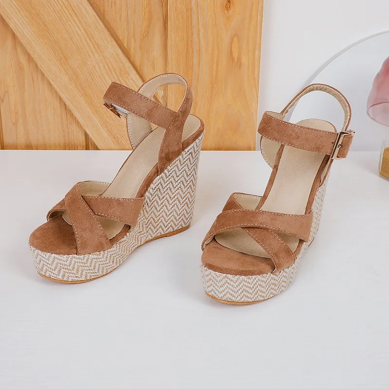 MoonMeek Plus Size 34-43 Fashion Wedges Shoes Retro Wedge High Heels Casual Women Sandals Buckle Ladies Shoes 3 colors
MoonMeek Plus Size 34-43 Fashion Wedges Shoes Retro Wedge High Heels Casual Women Sandals Buckle Ladies Shoes 3 colors