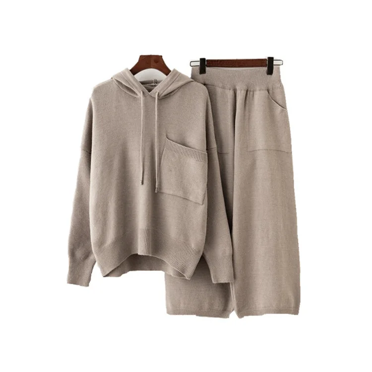 2019 new hooded sweater women's two-piece spring and autumn loose Korean version of the wide-leg pants casual knit sports suit
2019 new hooded sweater women's two-piece spring and autumn loose Korean version of the wide-leg pants casual knit sports suit