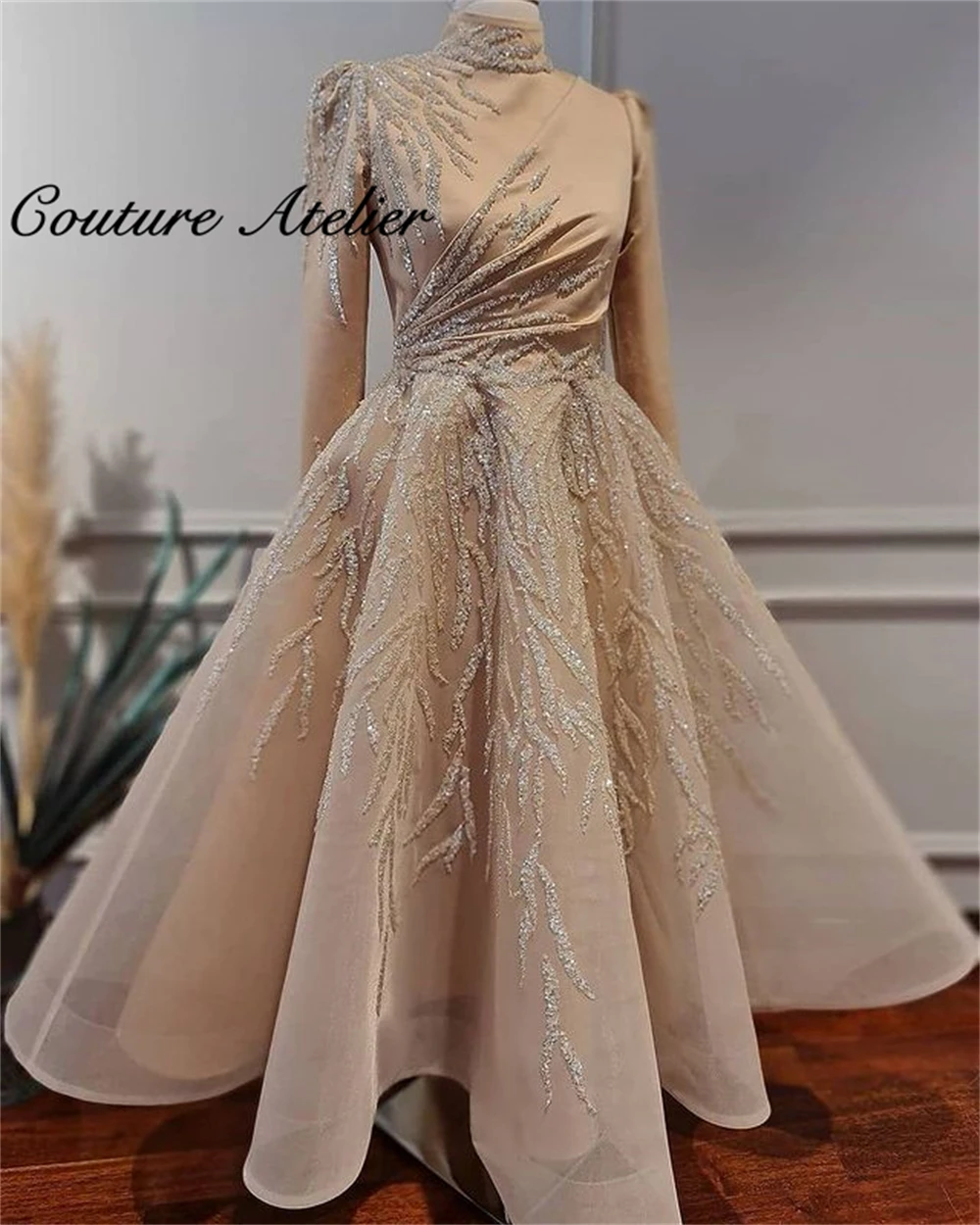 High Neck Beaded A Line Muslim Evening Dresses Luxury Dubai Prom Dresses Long Sleeve Turkey Gown Formal Gowns Arabic vestidos
High Neck Beaded A Line Muslim Evening Dresses Luxury Dubai Prom Dresses Long Sleeve Turkey Gown Formal Gowns Arabic vestidos