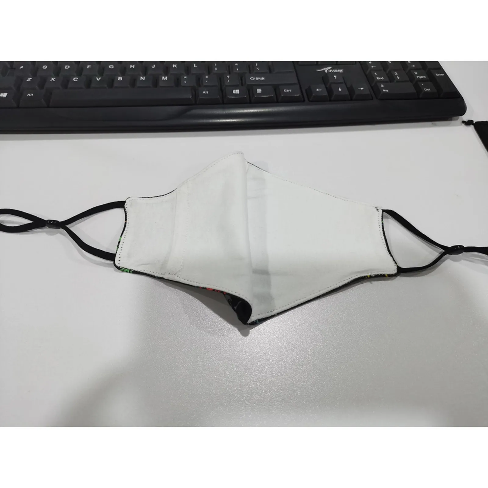 Skull Print Summer Adult Mask Mouth Face Mask Dustproof Windproof Mouth Mask Reusable Washable Party Coaplay Face Cover #922
Skull Print Summer Adult Mask Mouth Face Mask Dustproof Windproof Mouth Mask Reusable Washable Party Coaplay Face Cover #922