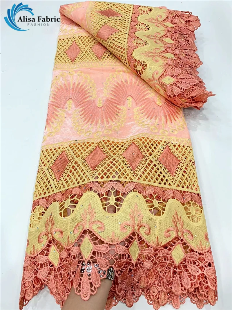 High Quality Guipure Cord Lace Embroidered French Velvet Lace Fabric African Cord Lace Fabric With Stones For Wedding Party 
High Quality Guipure Cord Lace Embroidered French Velvet Lace Fabric African Cord Lace Fabric With Stones For Wedding Party