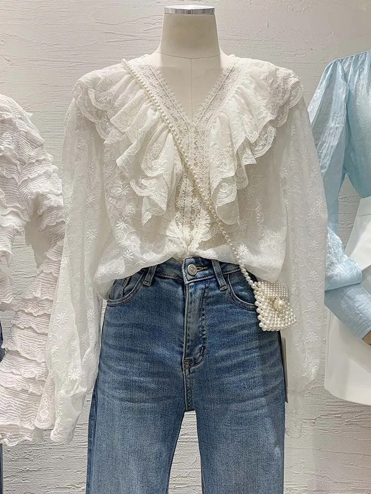 Lace Embroidery Ruffles Women Blouse Summer New 2021 V-Neck Ruffles Solid Loose Elegant Office Lady Pulls Tops Outwear
Lace Embroidery Ruffles Women Blouse Summer New 2021 V-Neck Ruffles Solid Loose Elegant Office Lady Pulls Tops Outwear