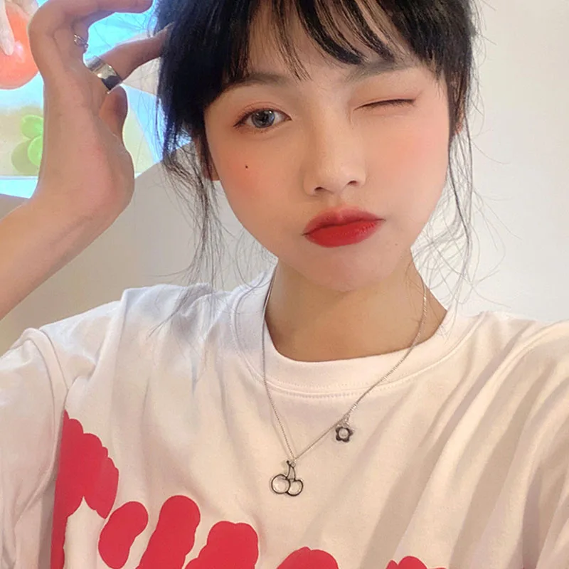 1Pcs Korean Simple Silver Cherry Flower Plated Hollow Cubic Zirconia Heart Long Clavicle Necklaces for Girl Women Necklace
1Pcs Korean Simple Silver Cherry Flower Plated Hollow Cubic Zirconia Heart Long Clavicle Necklaces for Girl Women Necklace