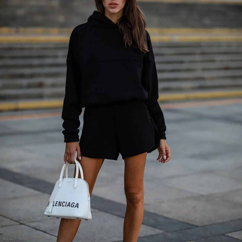 hirigin Casual Two Piece Set Women Long Sleeve Cropped Hoodies Top And Shorts Autumn Winter Streetwear Women Warm Tracksuits Set
hirigin Casual Two Piece Set Women Long Sleeve Cropped Hoodies Top And Shorts Autumn Winter Streetwear Women Warm Tracksuits Set