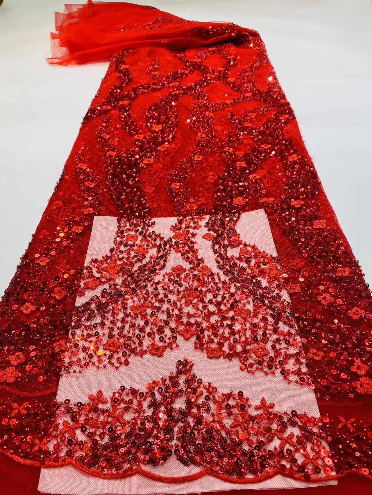 New Big Red Sequin Beads Tube Lace Fabric 2022 High Quality Embroidery French Net Lace Nigerian Sequins Fabrics For Bridal Dress
New Big Red Sequin Beads Tube Lace Fabric 2022 High Quality Embroidery French Net Lace Nigerian Sequins Fabrics For Bridal Dress