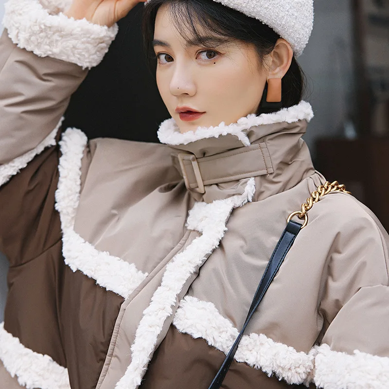 ZURICHOUSE Brand Winter Jacket Women Warm Fur Collar Puffer Parka 2021 Fashion Hit Color Spliced Design Lambswool Coat Female
ZURICHOUSE Brand Winter Jacket Women Warm Fur Collar Puffer Parka 2021 Fashion Hit Color Spliced Design Lambswool Coat Female