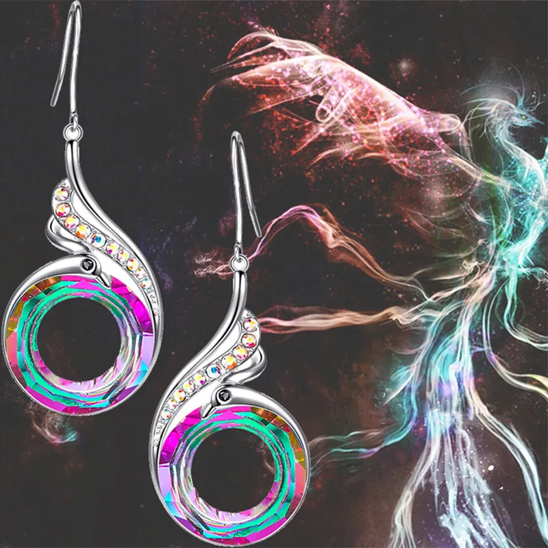 New Earrings Dazzle Color Crystal Peacock Pendant Female Ethnic Style Jewelry Accessories Gift Beautiful For Women
New Earrings Dazzle Color Crystal Peacock Pendant Female Ethnic Style Jewelry Accessories Gift Beautiful For Women