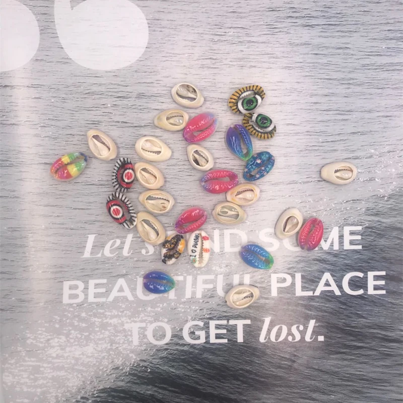 10pcs Colorful cartoon patterns Bulk Cut Beach Sea Natural Shell Conch Beads Cowry Cowrie Tribal DIY Jewelery Craft Accessories 
10pcs Colorful cartoon patterns Bulk Cut Beach Sea Natural Shell Conch Beads Cowry Cowrie Tribal DIY Jewelery Craft Accessories