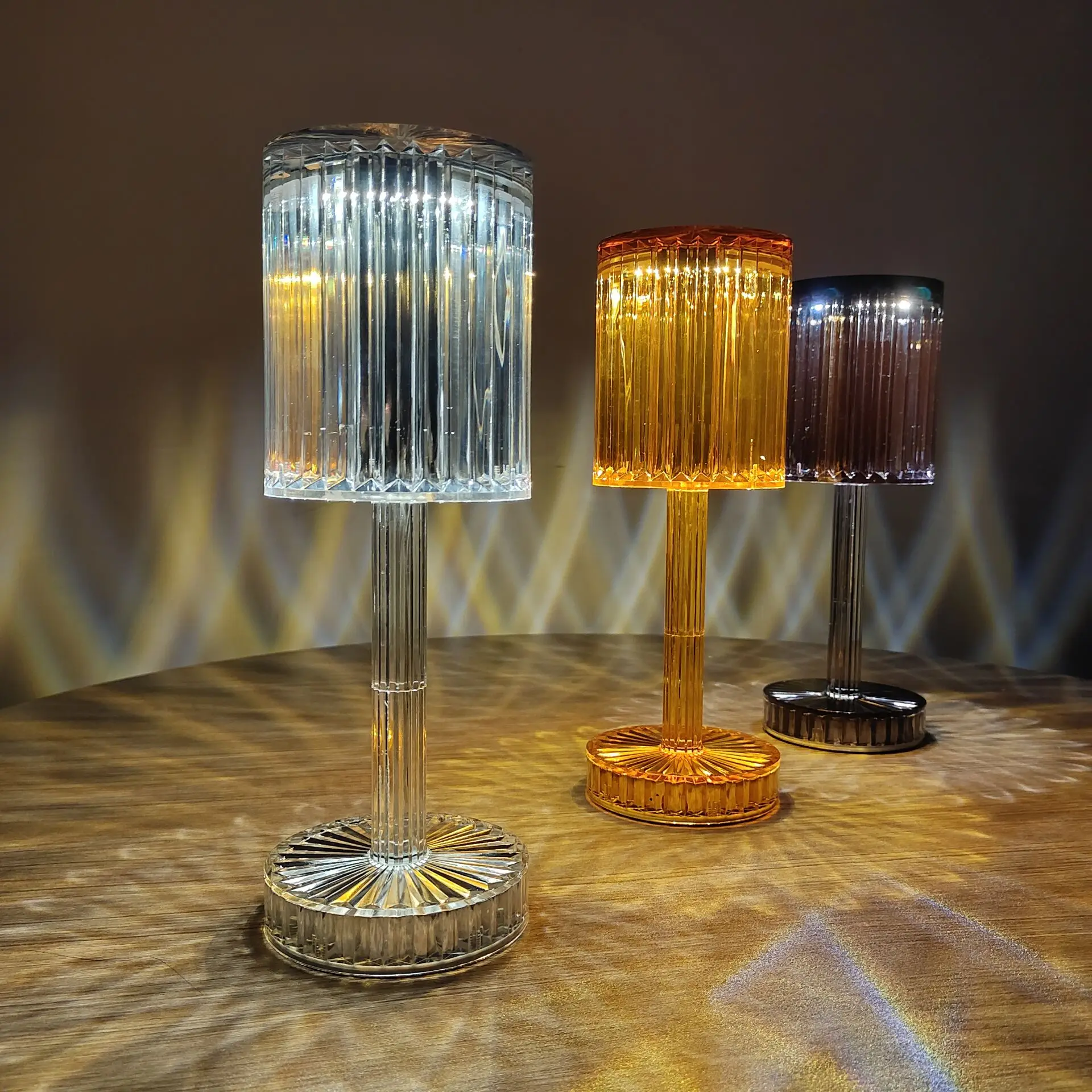 Portable rechargeable led table lamp LED wireless bar light Crystal 1800mAh USB charging light wedding atmosphere light
Portable rechargeable led table lamp LED wireless bar light Crystal 1800mAh USB charging light wedding atmosphere light