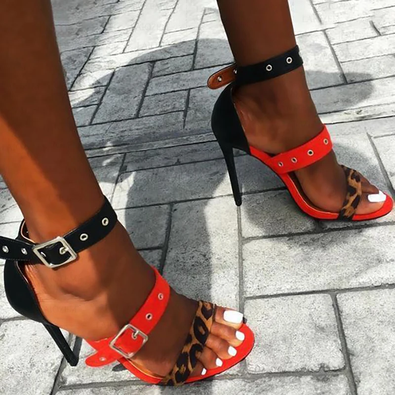 SEIIHEM Women Sandals Open Toe Thin High Sandals Buckle Straps Party Girls Summer Handmade Shoes Woman Large Size 41 42 46 47 52
SEIIHEM Women Sandals Open Toe Thin High Sandals Buckle Straps Party Girls Summer Handmade Shoes Woman Large Size 41 42 46 47 52