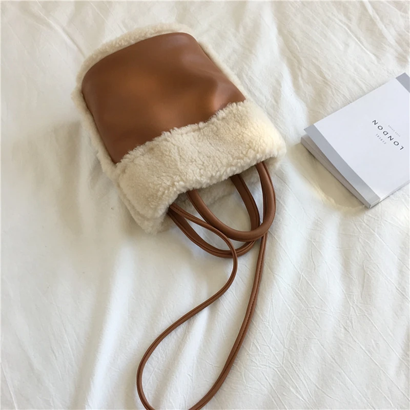 Winter new wool splice women bucket bag Korean style Ladies handbag Fashion soft pu leather shoulder bag for female small totes
Winter new wool splice women bucket bag Korean style Ladies handbag Fashion soft pu leather shoulder bag for female small totes
