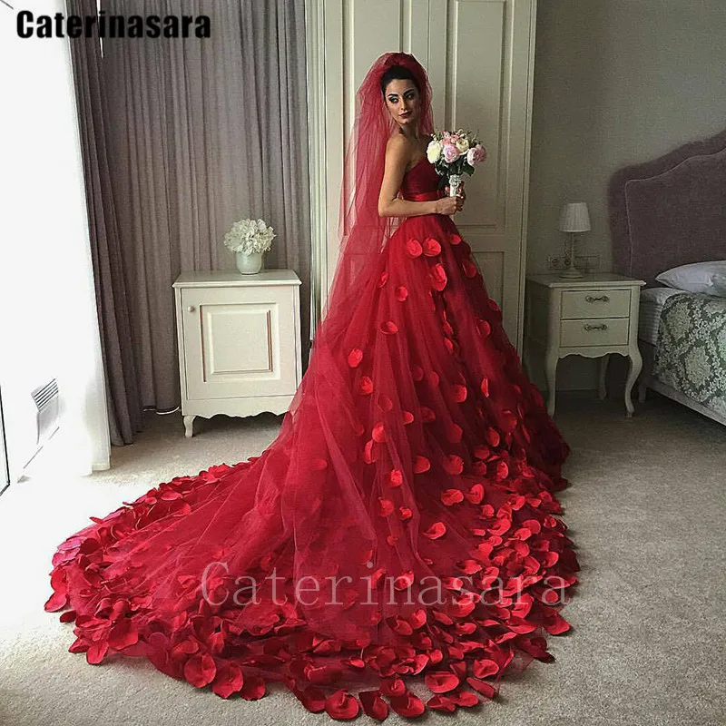 Красное Платье На Свадьбу Невесте