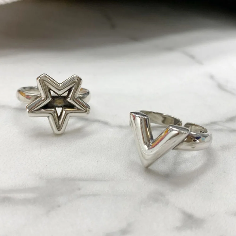 New Style Of Hollow Pentagram Ring Fashion Female Contracted Temperament Elegant Exquisite Gift Rings
New Style Of Hollow Pentagram Ring Fashion Female Contracted Temperament Elegant Exquisite Gift Rings