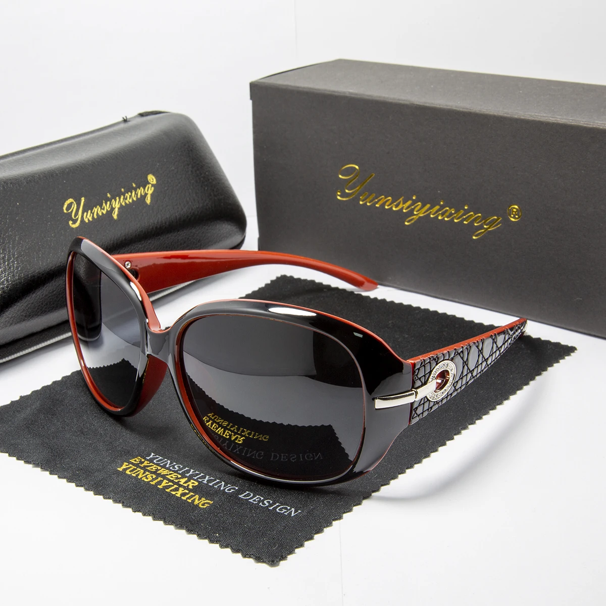 YSYX 2020 New Sunglasses Female Polarized Sun glasses 2012 Diamond Fashion Classic Big Frame Glasses Women Vintage oculos de sol
YSYX 2020 New Sunglasses Female Polarized Sun glasses 2012 Diamond Fashion Classic Big Frame Glasses Women Vintage oculos de sol