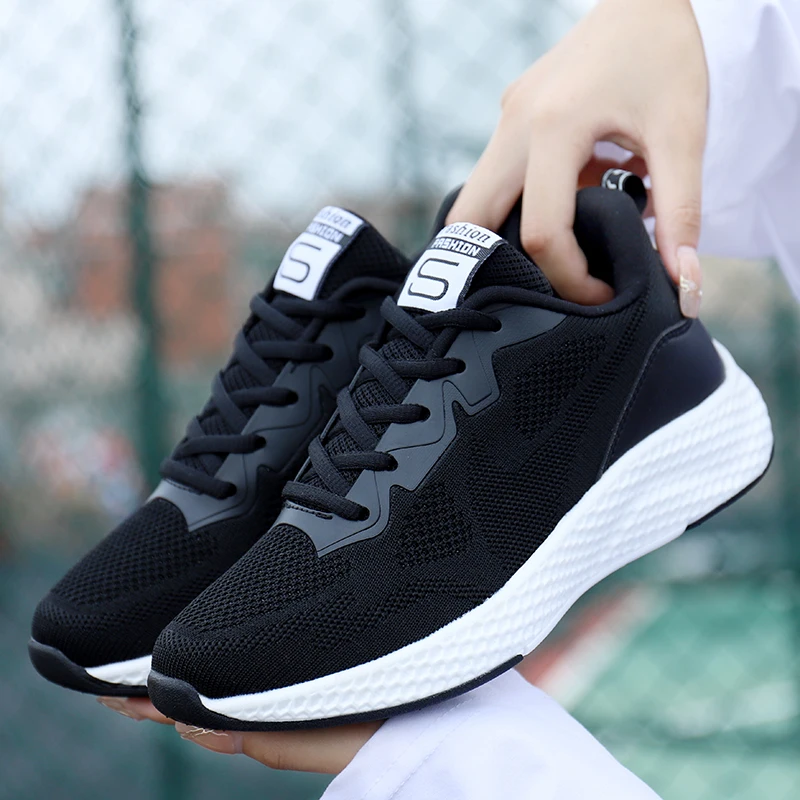 2021 New Feminino Fashion Running Black Sport Shoes For Women Sneakers Light Flat Tennis Woman Shoes Outdoor Gym
2021 New Feminino Fashion Running Black Sport Shoes For Women Sneakers Light Flat Tennis Woman Shoes Outdoor Gym