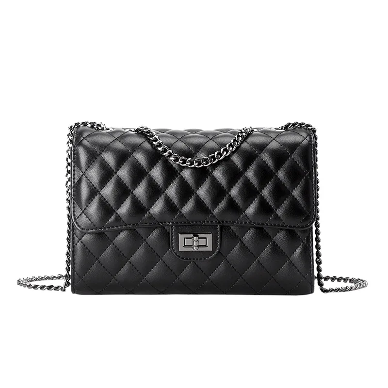 Сумка-клатч женская черная, на плечо 
Сумка-клатч женская черная, на плечо