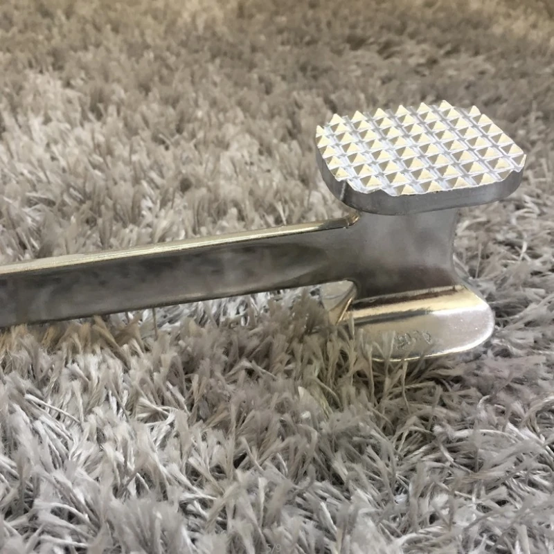 Aluminum alloy meat hammer, loose meat hammer, round hammer, meat tenderizer, steak hammer, kitchen tools small meat hammer ZD
Aluminum alloy meat hammer, loose meat hammer, round hammer, meat tenderizer, steak hammer, kitchen tools small meat hammer ZD