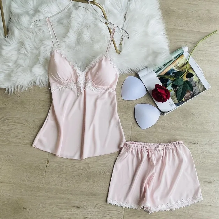Pink Satin Strap Top&Shorts Women Lace Trim Pajamas Set Sexy V-neck Pijamas Suit Female 2PCS Sleepwear Casual Sleep Set
Pink Satin Strap Top&Shorts Women Lace Trim Pajamas Set Sexy V-neck Pijamas Suit Female 2PCS Sleepwear Casual Sleep Set