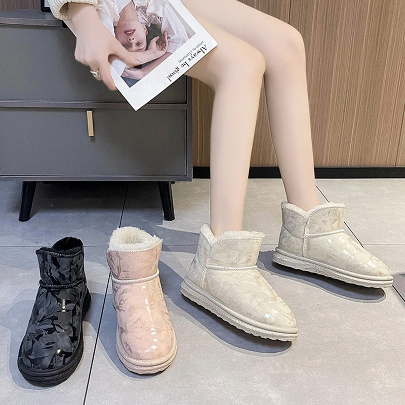 Platform Short Snow Boots Women Winter Plush Warm Shoes Ladies Fashion Korean Graffiti Cotton Boots Botas De Nieve Para Mujer
Platform Short Snow Boots Women Winter Plush Warm Shoes Ladies Fashion Korean Graffiti Cotton Boots Botas De Nieve Para Mujer
