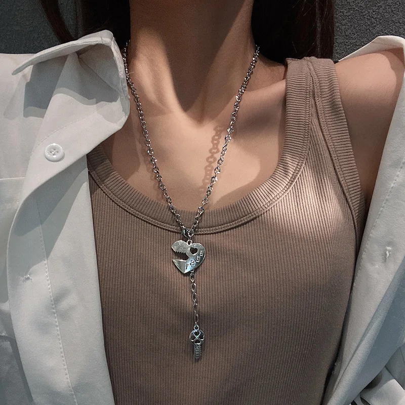 Wholesale Love Key Necklace For Women Ins Simple Trendy Sweater Chain Long Letter Pendant Jewelry
Wholesale Love Key Necklace For Women Ins Simple Trendy Sweater Chain Long Letter Pendant Jewelry
