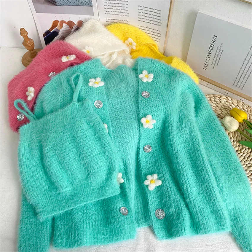Sweet Cute Floral Knitted Cardigan Women Long Sleeve Elegant Mohair Sweaters Knitwear Short Coat Crop Top
Sweet Cute Floral Knitted Cardigan Women Long Sleeve Elegant Mohair Sweaters Knitwear Short Coat Crop Top