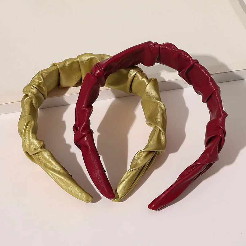 Women Wide Hair Hoop Soft Pu Head Hoop Vintage Solid Color Headband Girls Fashion Ruched Hairbands Pleated Hair Accessories
Women Wide Hair Hoop Soft Pu Head Hoop Vintage Solid Color Headband Girls Fashion Ruched Hairbands Pleated Hair Accessories